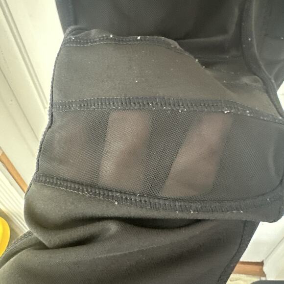 Pop Fit Size Medium Black Ava High Rise w Mesh Insets and stash Pockets Leggings - Picture 3 of 7